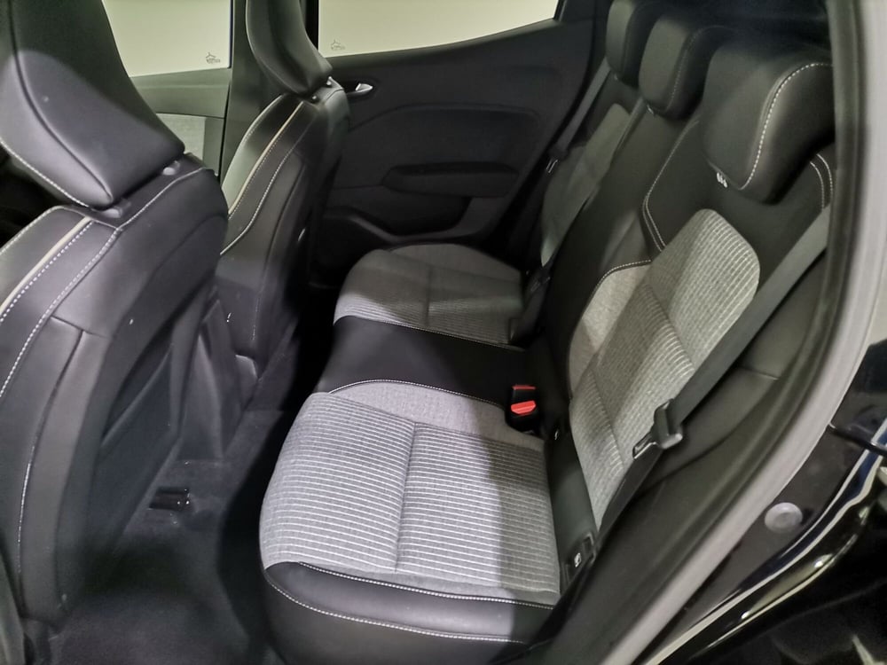Renault Clio usata a Salerno (10)