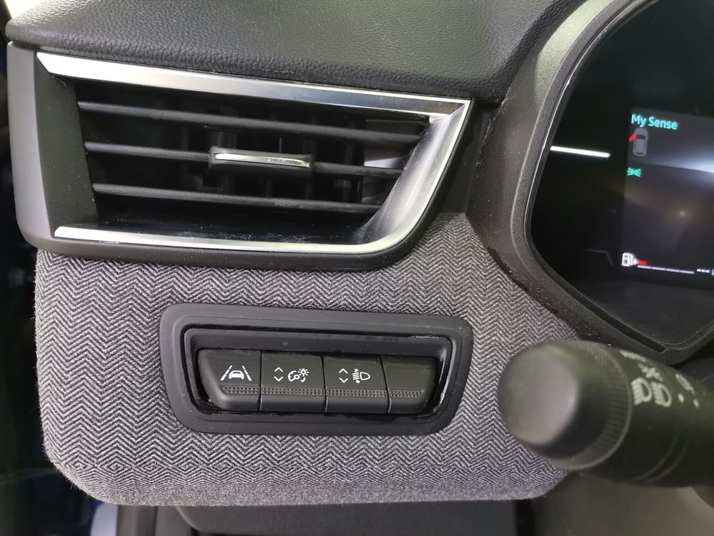 Renault Clio usata a Salerno (19)