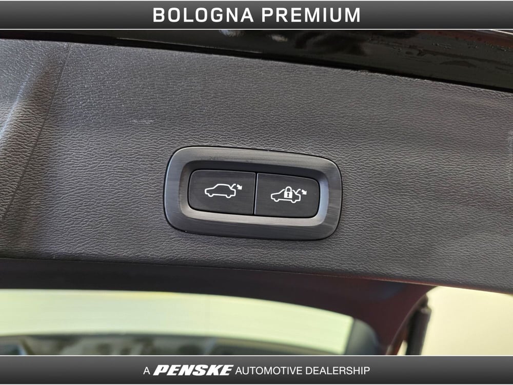 Volvo XC40 usata a Bologna (10)