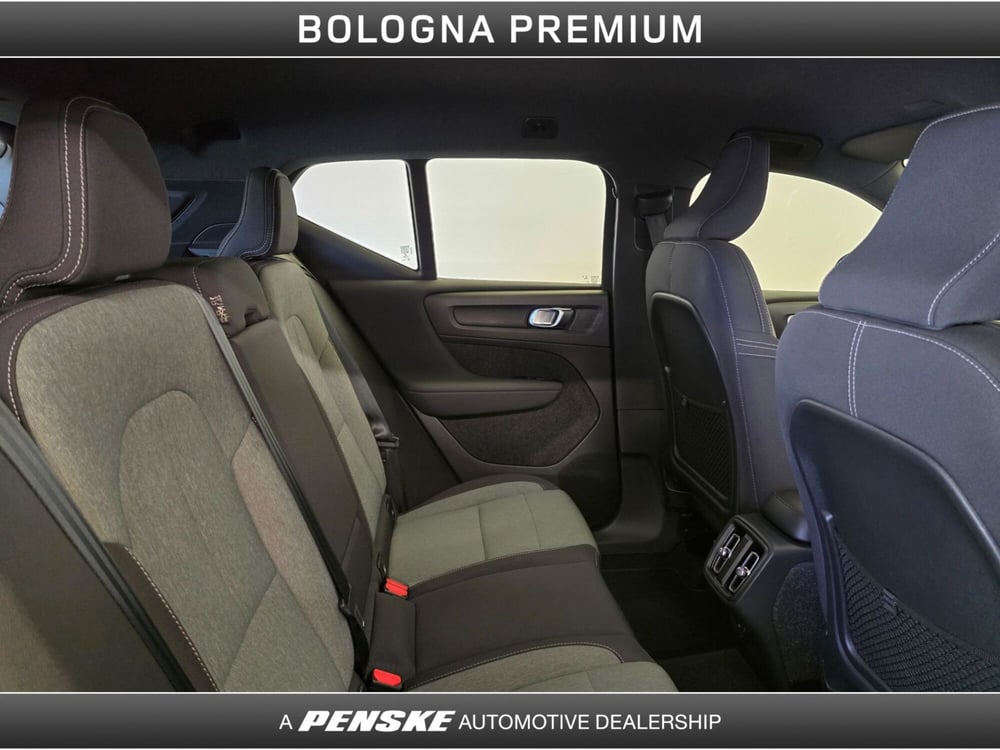 Volvo XC40 usata a Bologna (5)