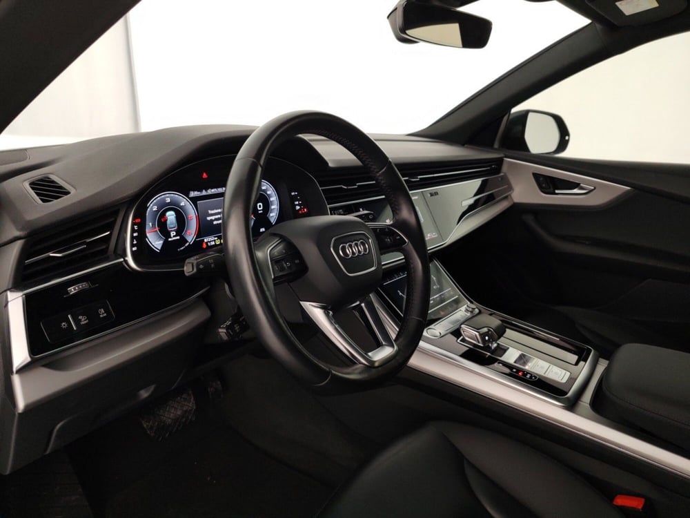 Audi Q8 usata a Massa-Carrara (8)