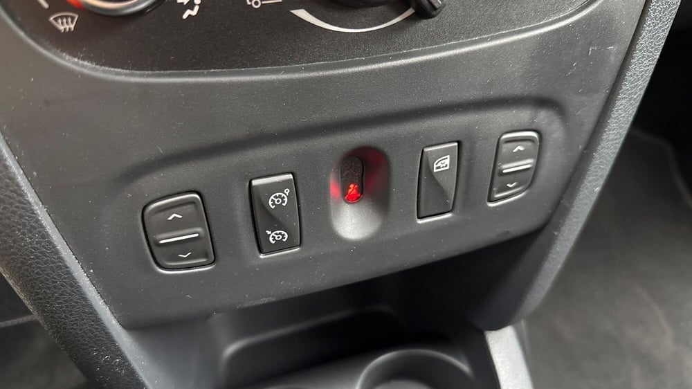 Dacia Sandero usata a Treviso (12)