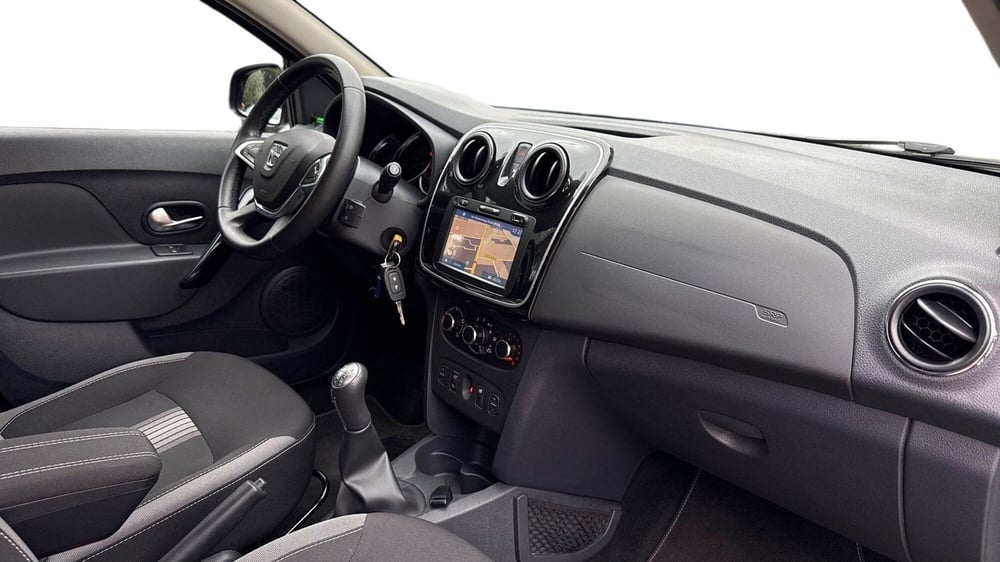 Dacia Sandero usata a Treviso (16)