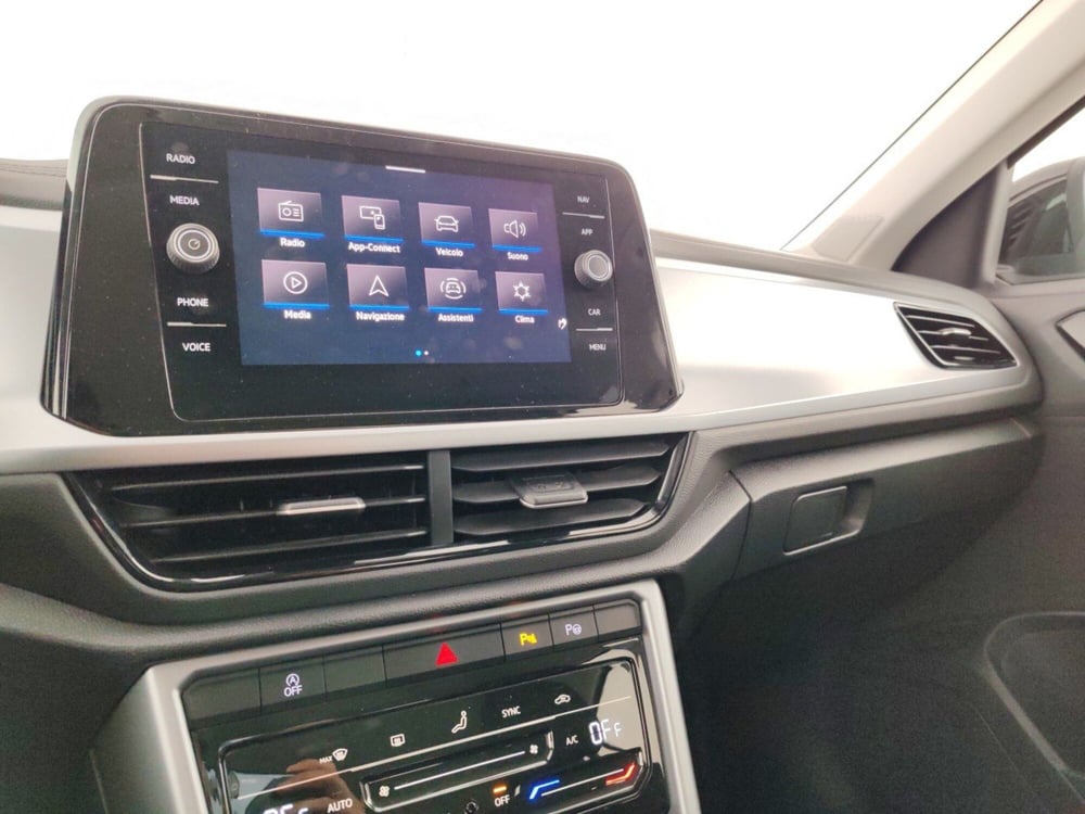 Volkswagen T-Roc usata a Massa-Carrara (12)