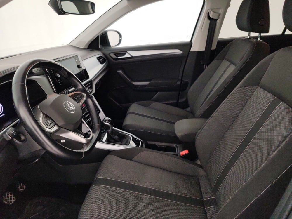 Volkswagen T-Roc usata a Massa-Carrara (7)