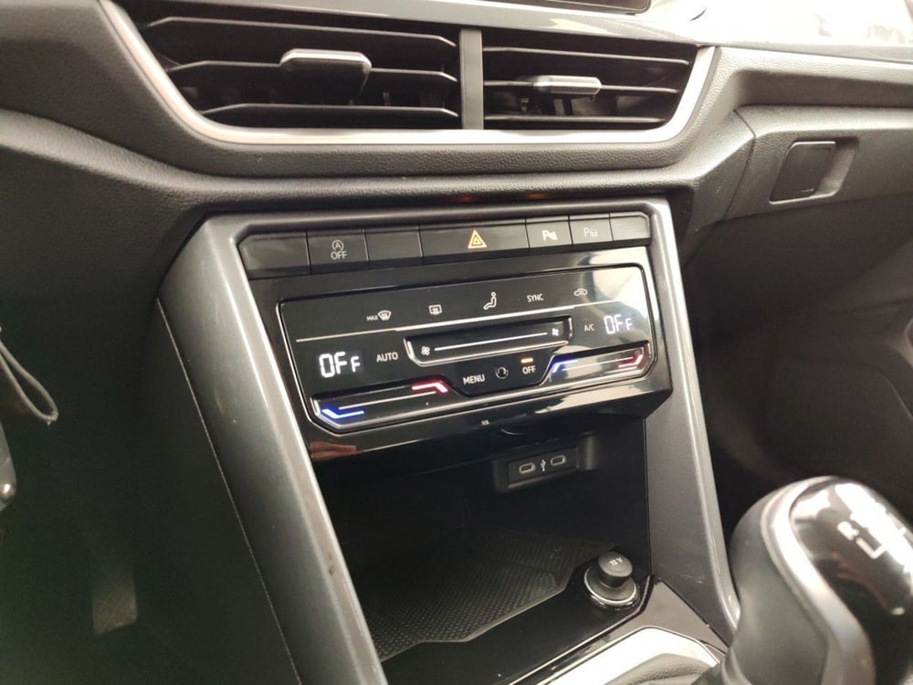 Volkswagen T-Roc usata a Massa-Carrara (12)