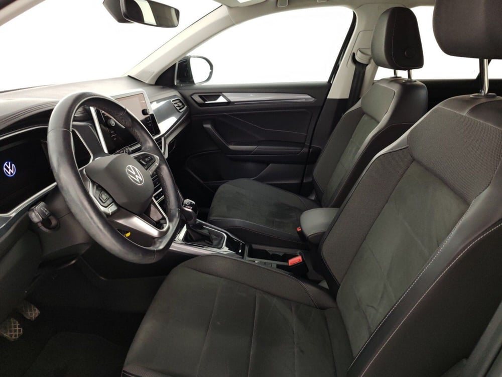 Volkswagen T-Roc usata a Massa-Carrara (7)