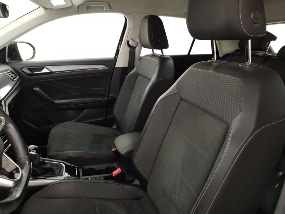 Volkswagen T-Roc usata a Massa-Carrara (9)