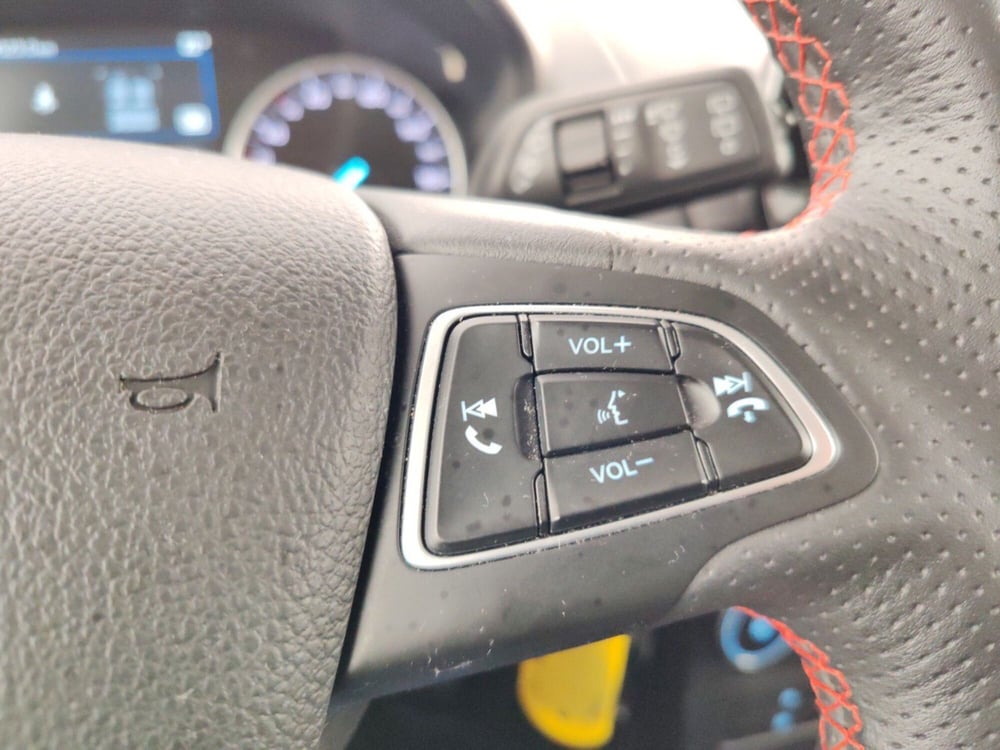 Ford EcoSport usata a Massa-Carrara (13)