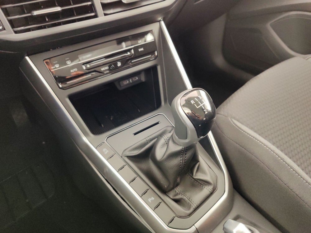 Volkswagen Polo nuova a Massa-Carrara (11)
