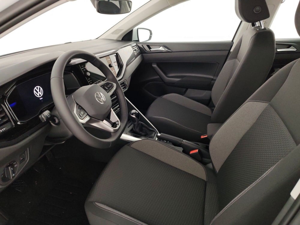 Volkswagen Polo nuova a Massa-Carrara (7)