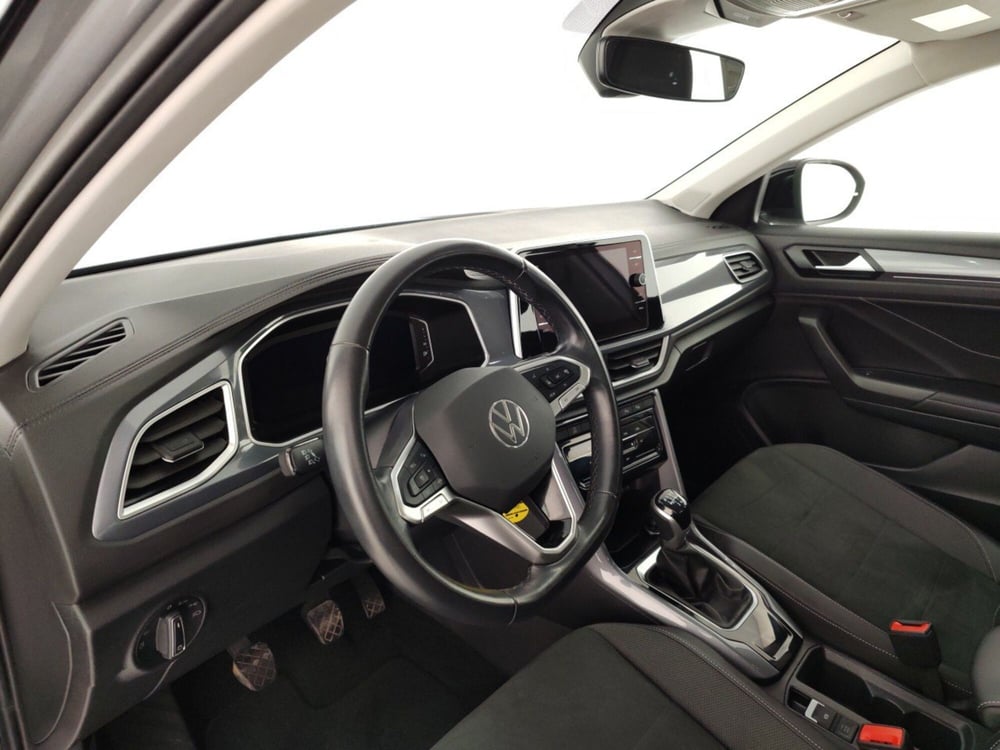 Volkswagen T-Roc usata a Massa-Carrara (8)