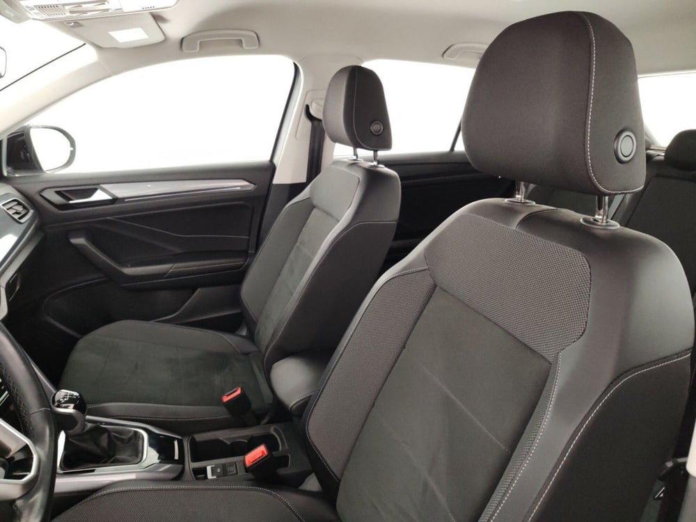 Volkswagen T-Roc usata a Massa-Carrara (9)