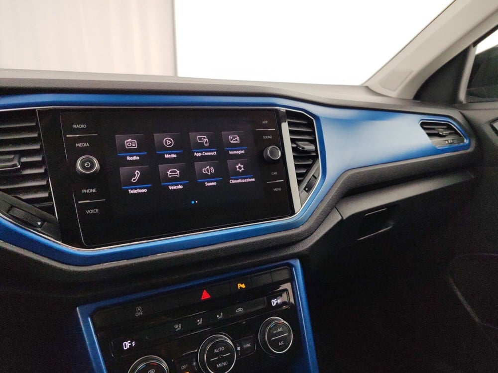 Volkswagen T-Roc usata a Massa-Carrara (12)