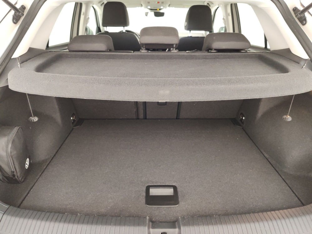 Volkswagen T-Roc usata a Massa-Carrara (17)