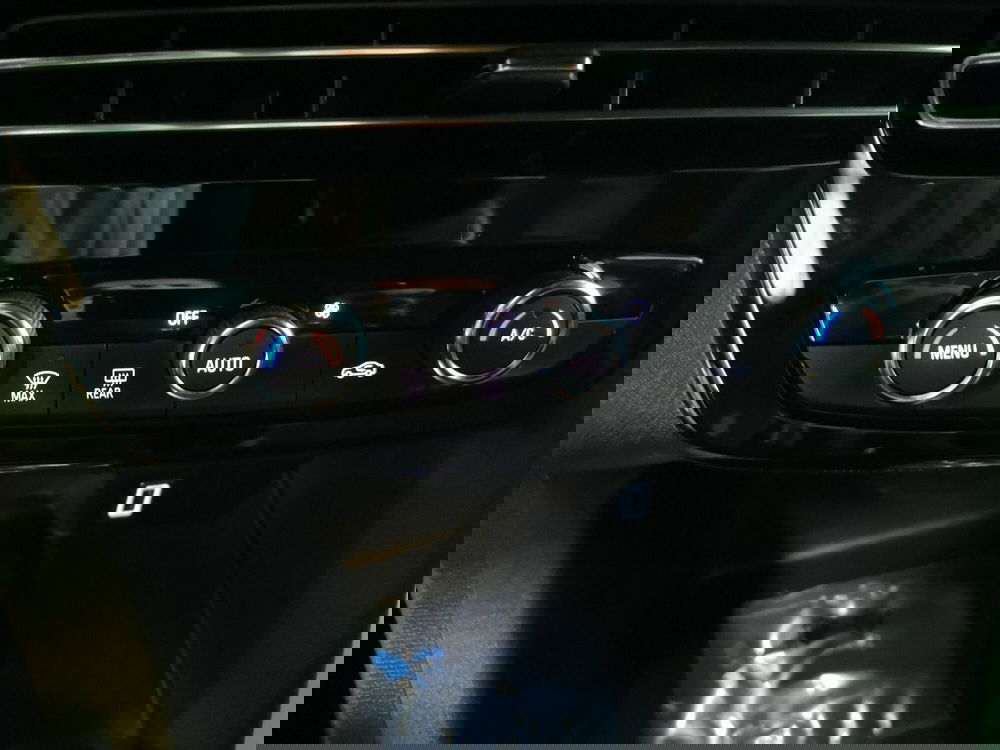 Opel Mokka nuova a Brindisi (15)