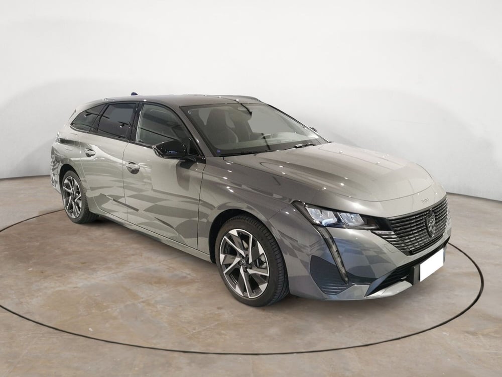 Peugeot 308 SW nuova a Taranto (3)