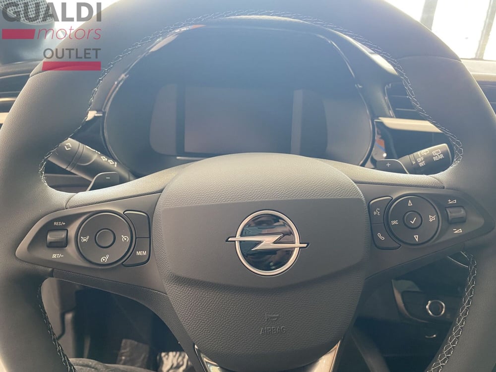 Opel Corsa nuova a Modena (10)