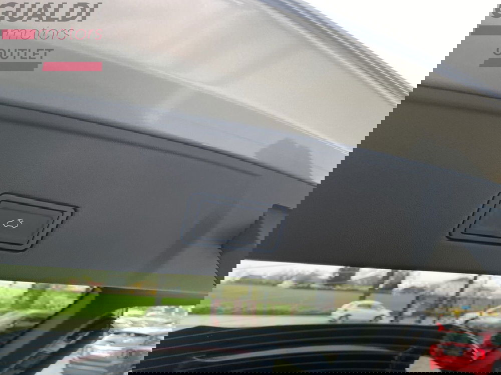 Omoda Omoda 5 SHS-H nuova a Modena (15)