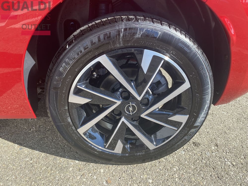 Opel Corsa nuova a Modena (10)