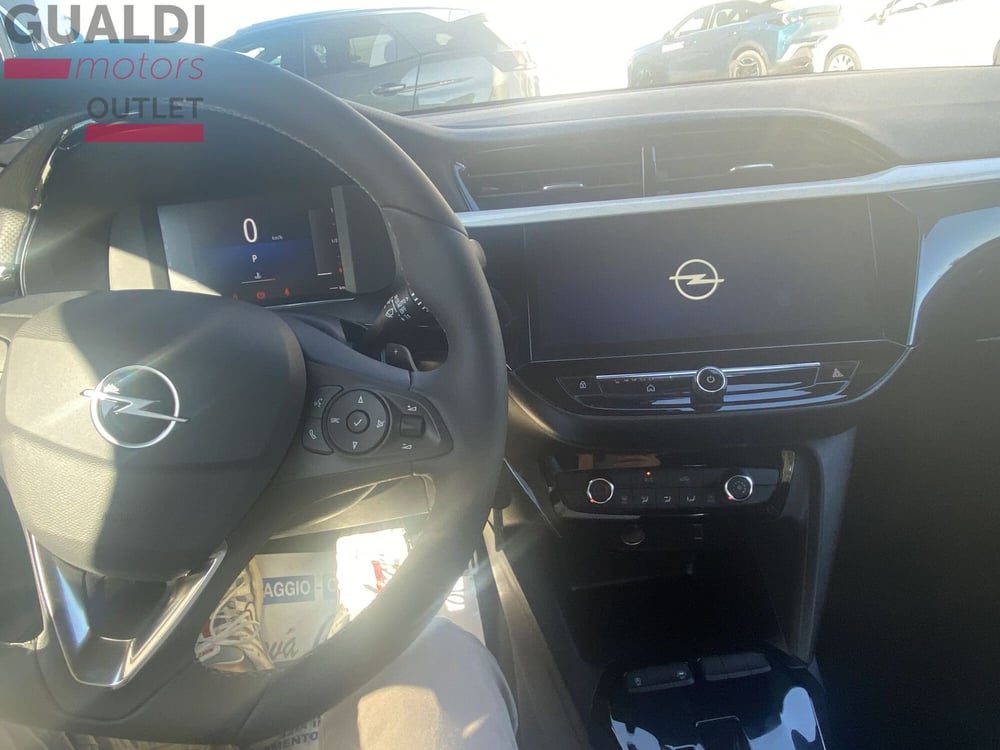Opel Corsa nuova a Modena (8)