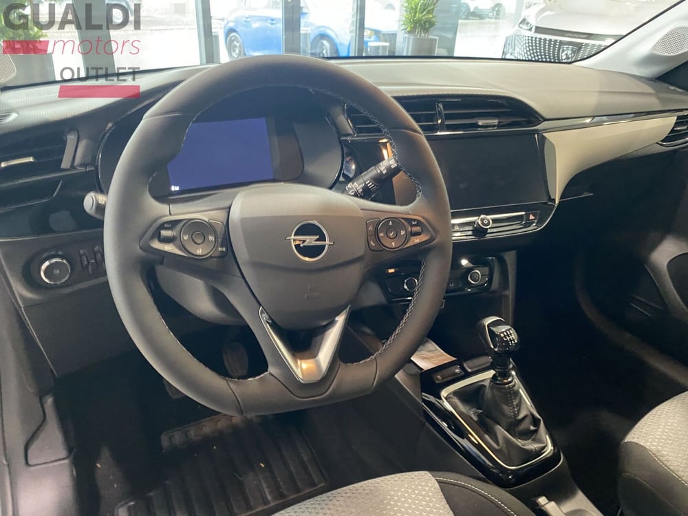 Opel Corsa nuova a Modena (12)