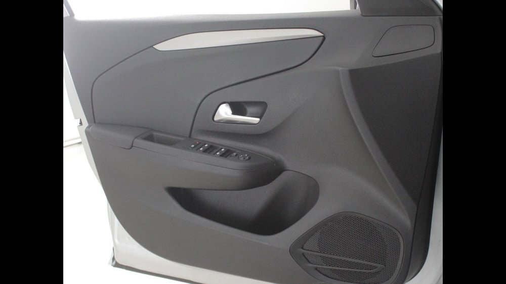 Opel Corsa usata a Palermo (20)