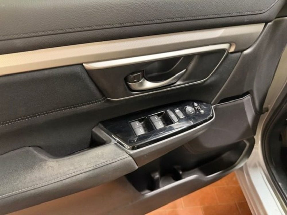 Honda CR-V usata a Prato (8)