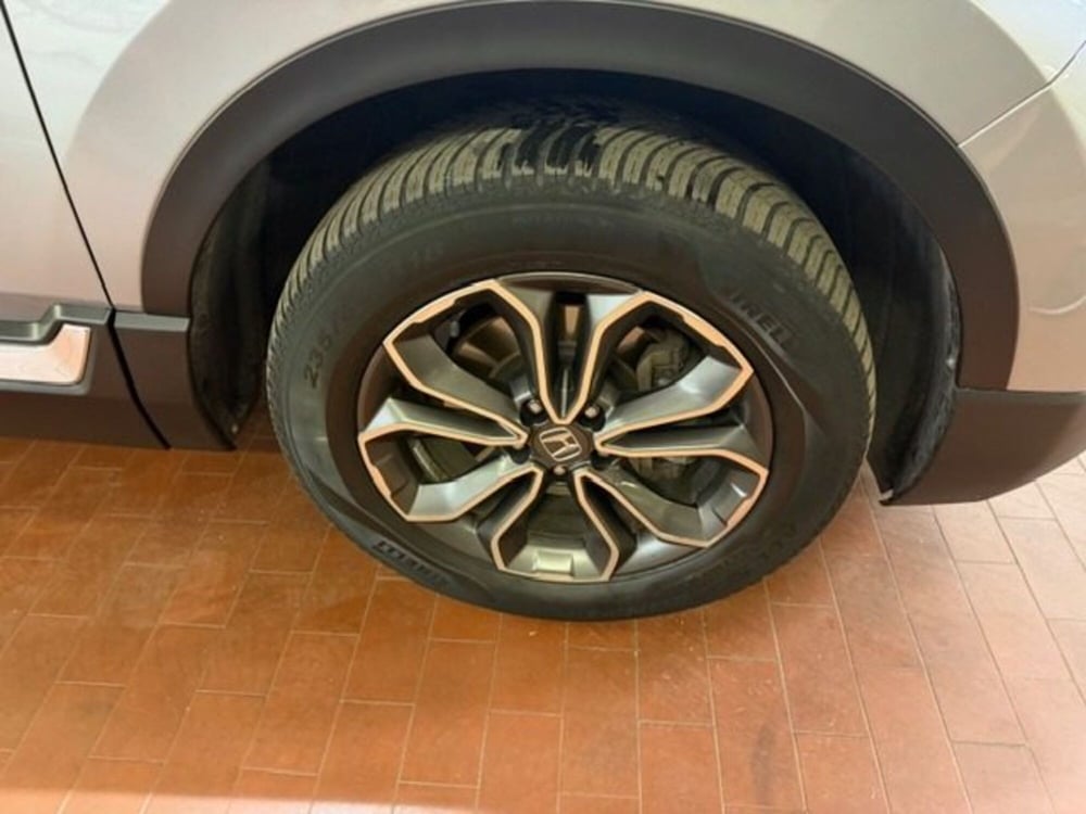 Honda CR-V usata a Prato (9)