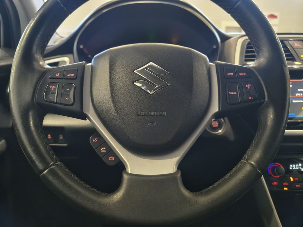 Suzuki S-Cross usata a Vercelli (19)