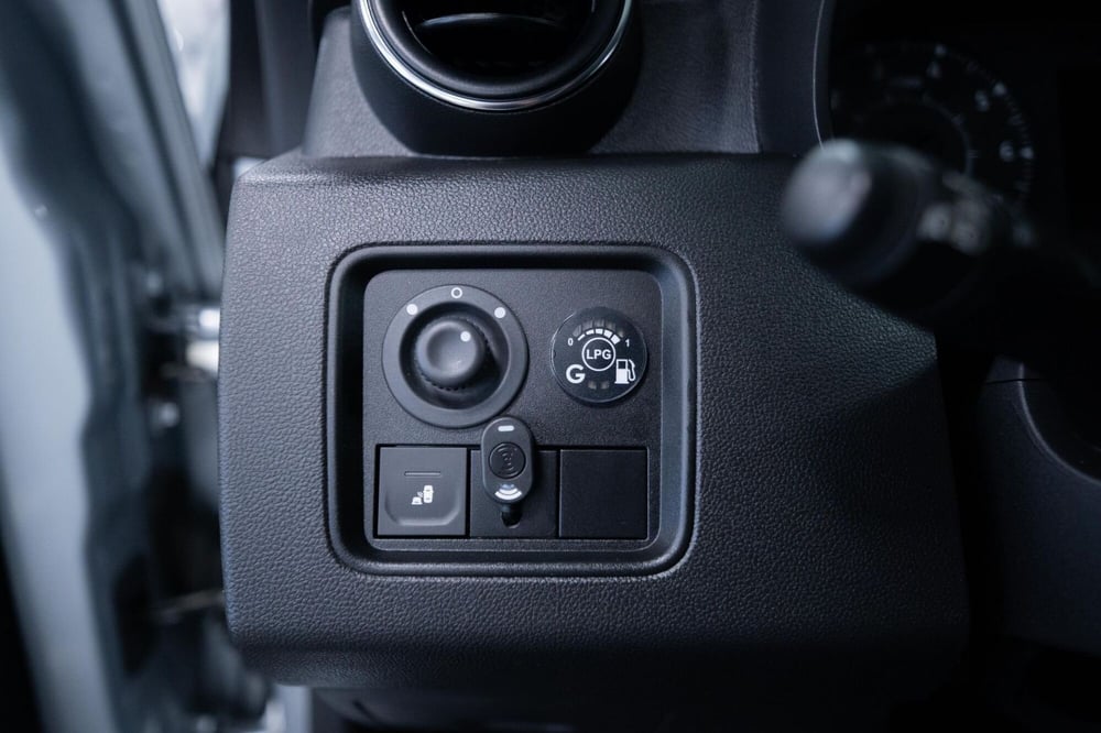 Dacia Duster usata a Torino (10)