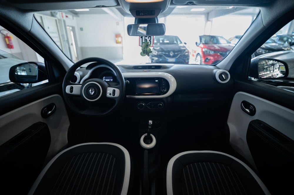 Renault Twingo usata a Torino (8)