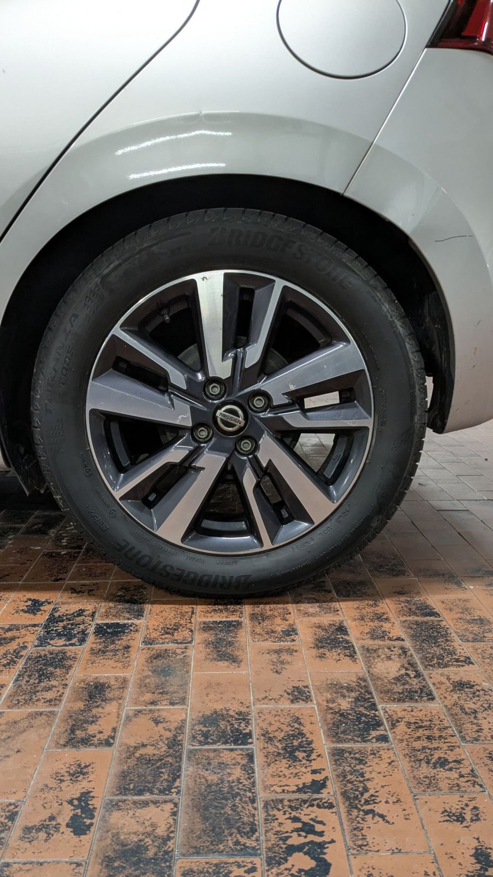 Nissan Micra usata a Milano (17)