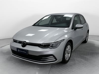Volkswagen Golf 2.0 TDI SCR Life del 2022 usata a Carnago