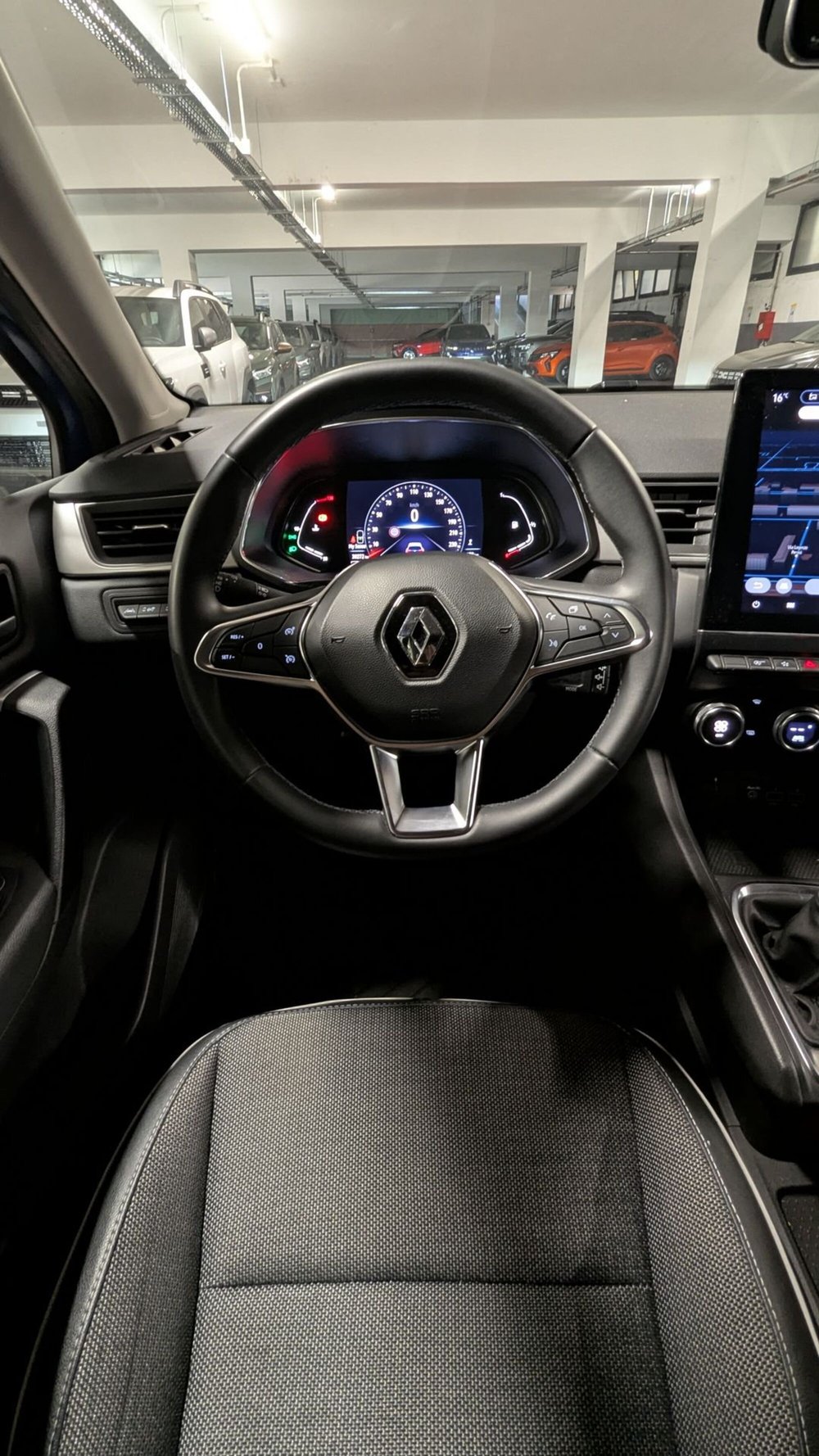 Renault Captur usata a Milano (10)