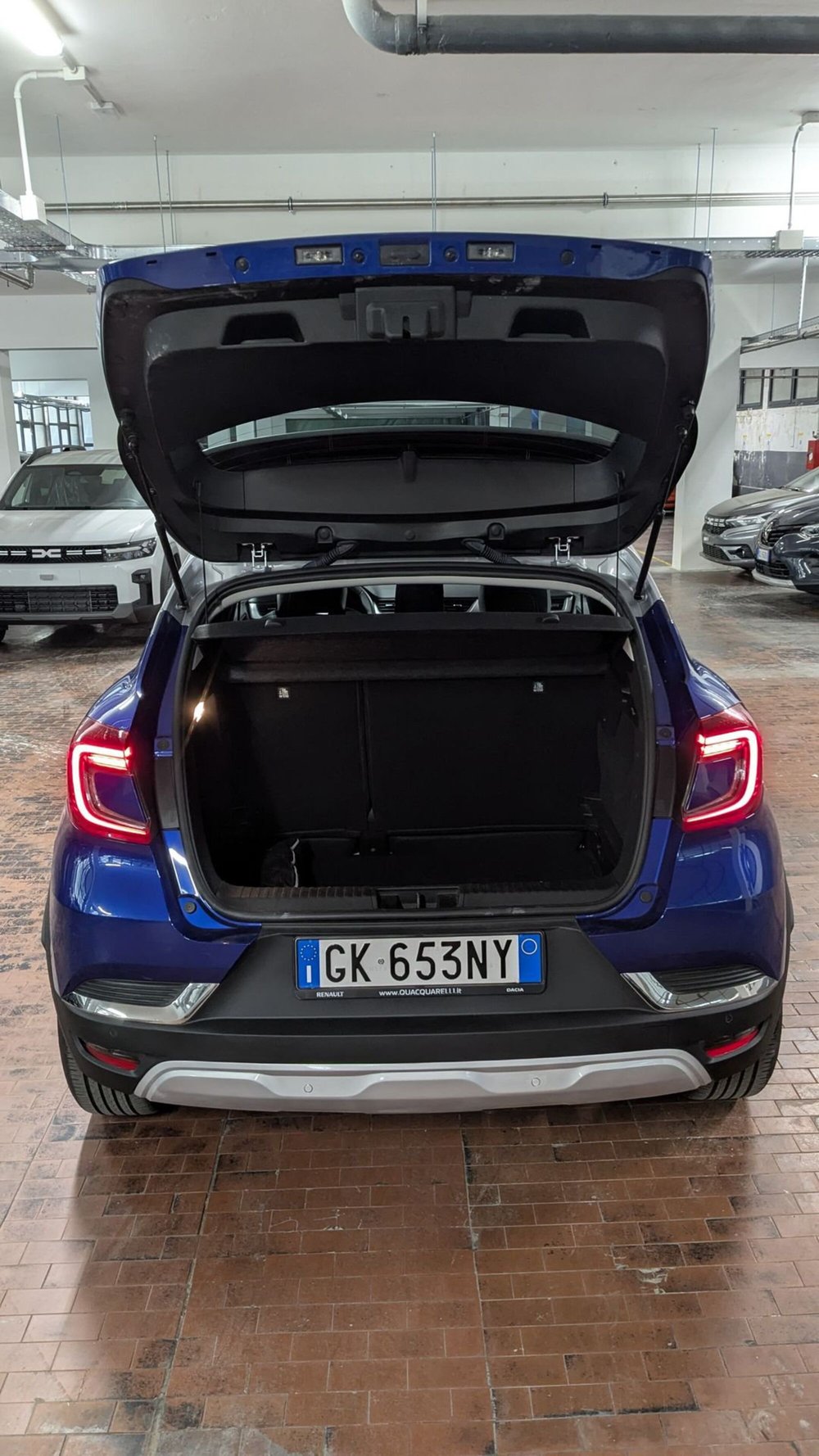 Renault Captur usata a Milano (9)