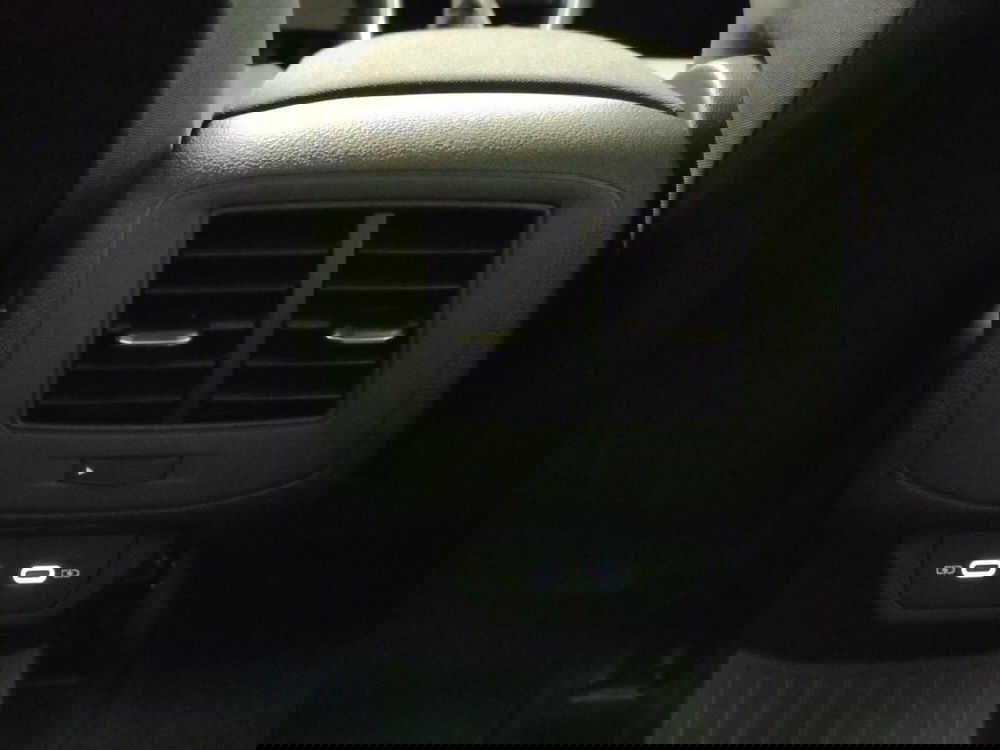 Volkswagen T-Roc nuova a Bologna (15)