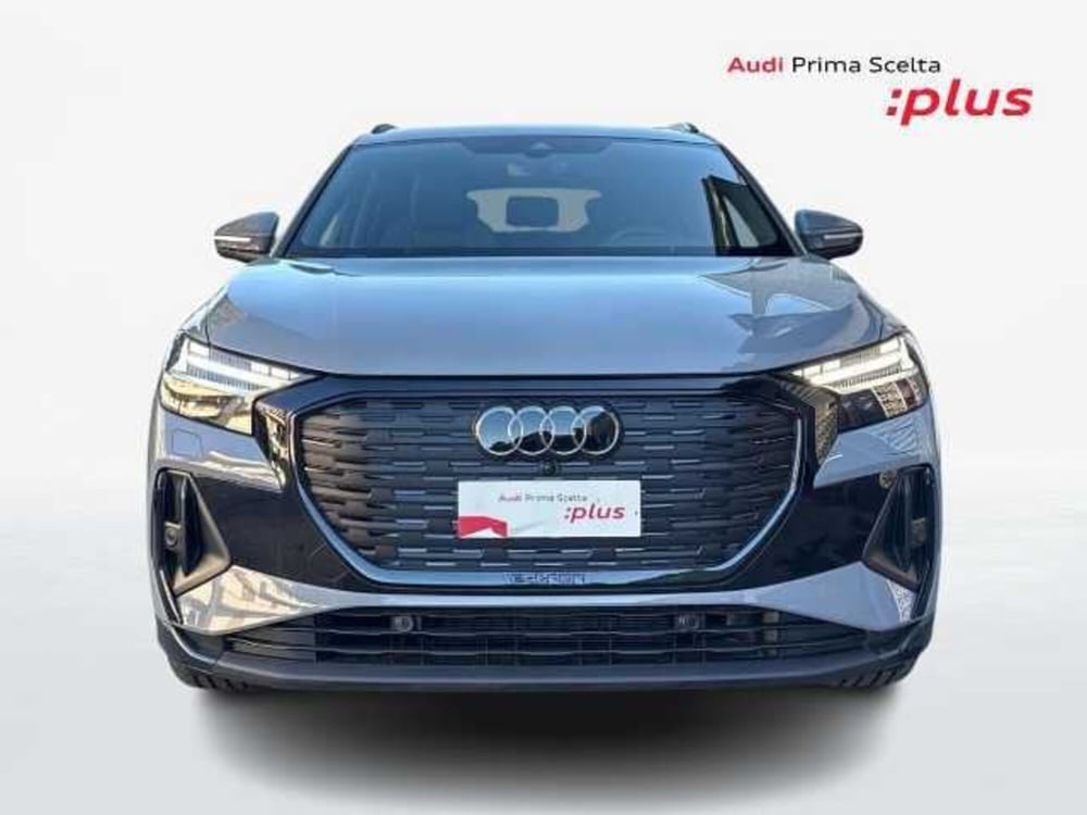 Audi Q4 Sportback nuova a Prato (13)