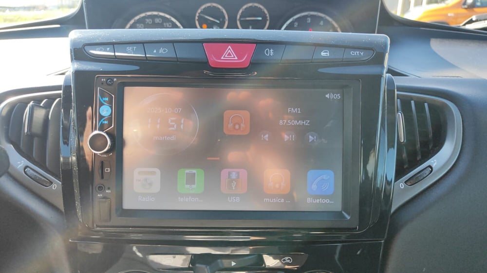 Lancia Ypsilon usata a Firenze (20)