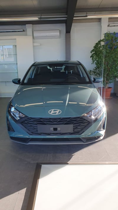 Hyundai i20 1.2 MPI MT ConnectLine nuova a Sora