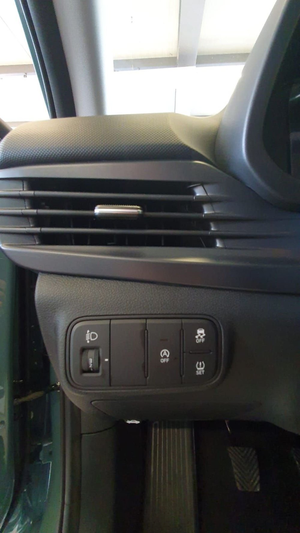Hyundai i20 nuova a Frosinone (14)