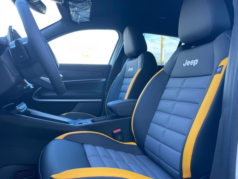 Jeep Avenger nuova a Ancona (11)