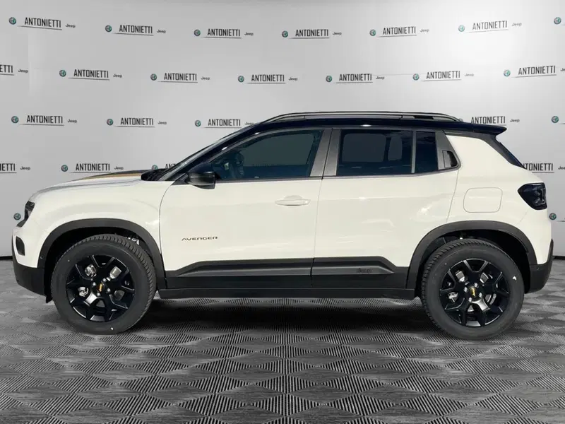 Jeep Avenger nuova a Ancona (8)