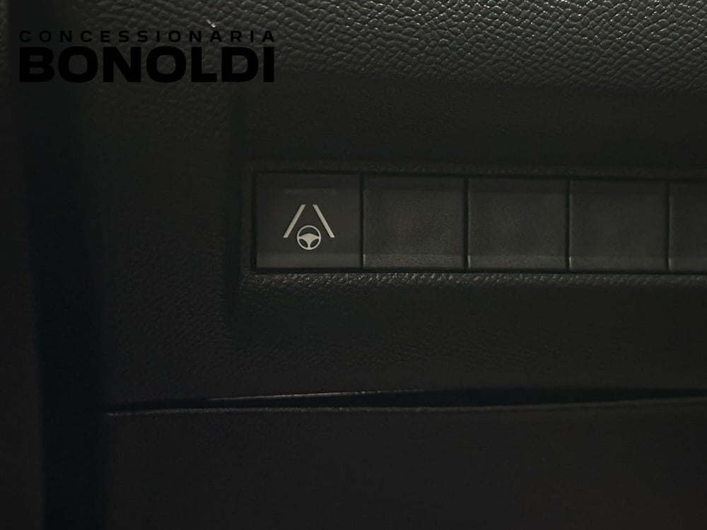 Peugeot 2008 usata a Brescia (11)