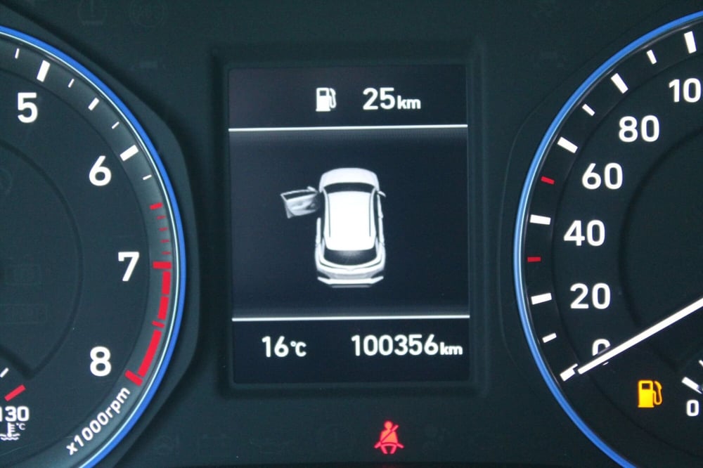 Hyundai Kona usata a Cuneo (15)