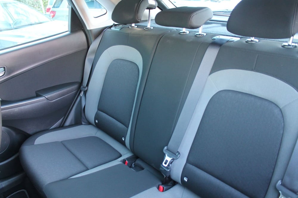 Hyundai Kona usata a Cuneo (9)