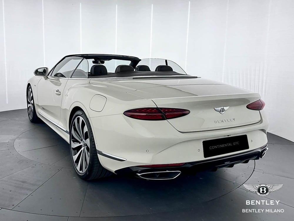 Bentley Continental GTC nuova a Milano (6)