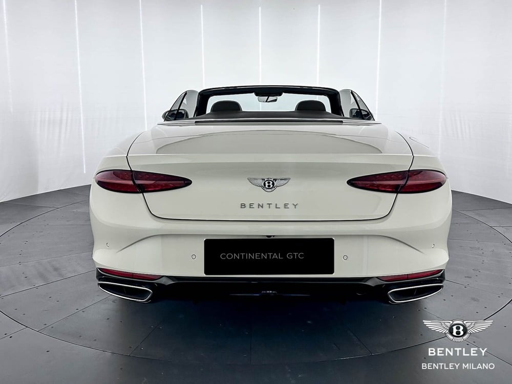 Bentley Continental GTC nuova a Milano (7)