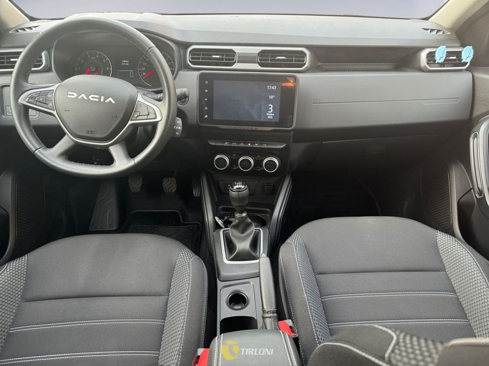 Dacia Duster usata a Milano (14)