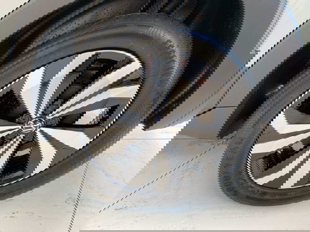 Volkswagen T-Cross nuova a Lodi (10)